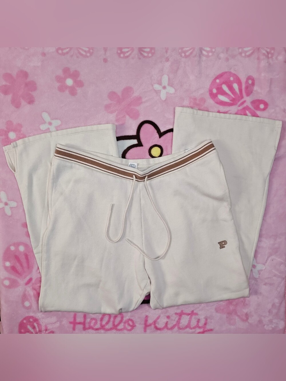 NWT PINK Victoria's Secret cream sweatpants